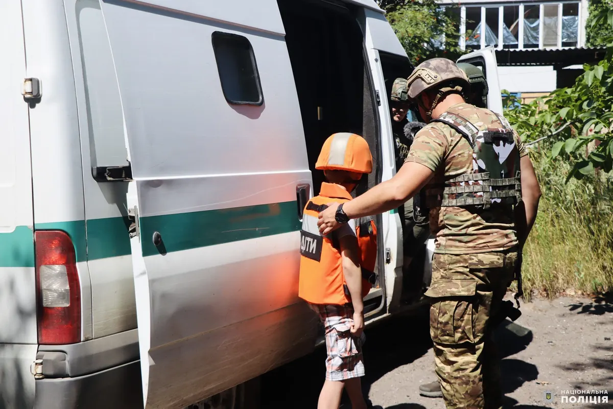 На Донеччині у зоні примусової евакуації лишаються 118 дітей