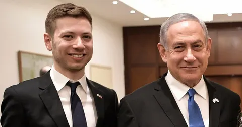 Сина Нетаньяху терміново повернули зі США через загрозу