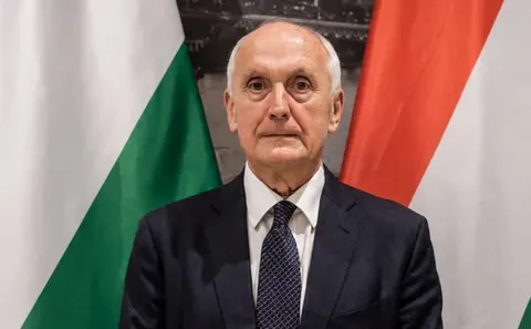 Угорщина обрала нового президента: ним став юрист Андраш Бака