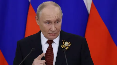 Британська депутатка в Києві: Путін діє методами Гітлера й Наполеона