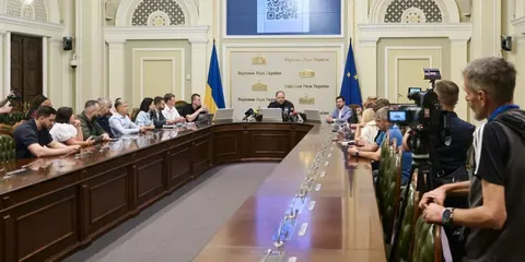 Підземний офіс Ради: як депутати працюють під час тривог