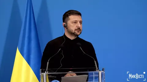 Зеленський: вибори під час війни — це цунамі для держави