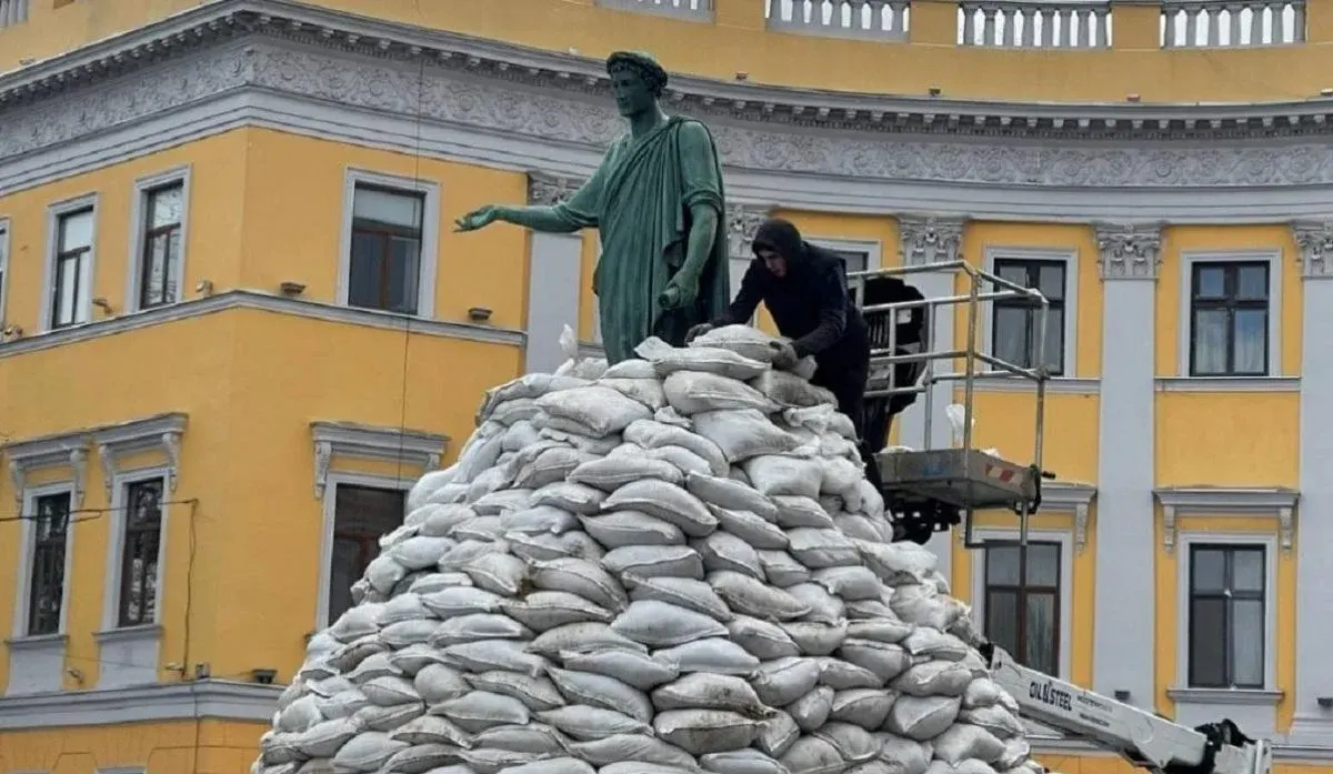 В Одесі Дюка вперше за 4 роки звільнили з піщаного полону