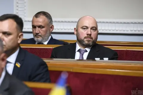 Нардепу Столару заочно оголосили підозру: 5 статей та ризик до 15 років тюрми