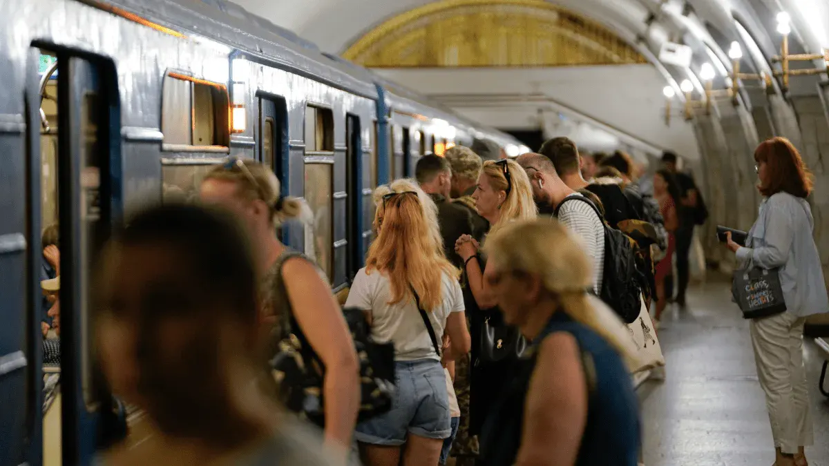 Уряд готує нові правила для транспорту та бізнесу під час тривог