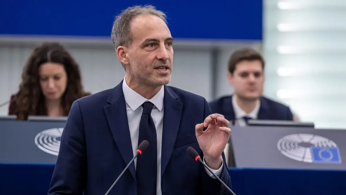 Депутат Європарламенту Глюксманн: ГРУ запустило проти мене дискредитацію