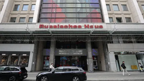 Берлін закриває «Російський дім» і генконсульство РФ у Бонні