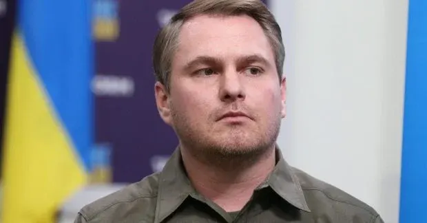 Справа ICU, відставка Кравченка і тінь Порошенка: що стоїть за гучним розслідуванням