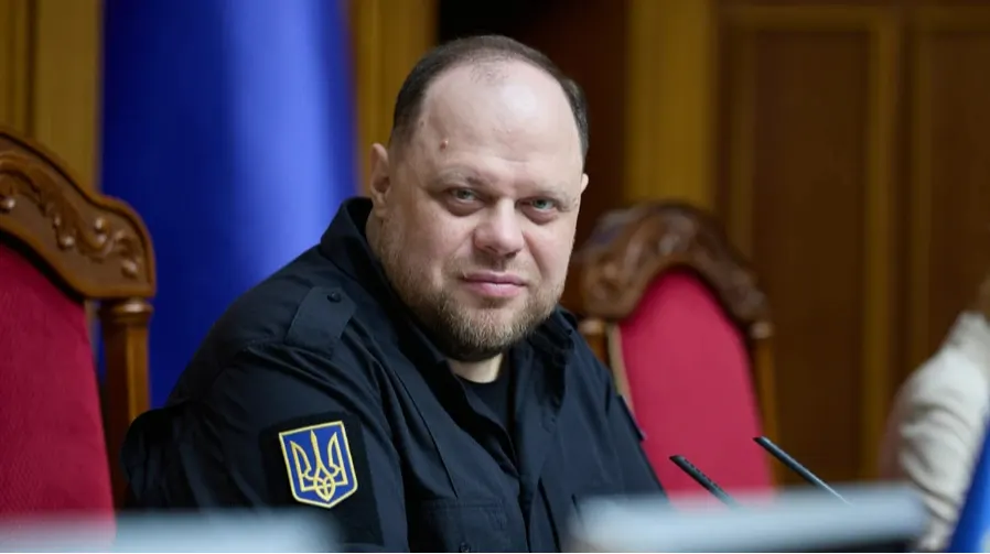 Стефанчук отримав ранг посла: що відомо
