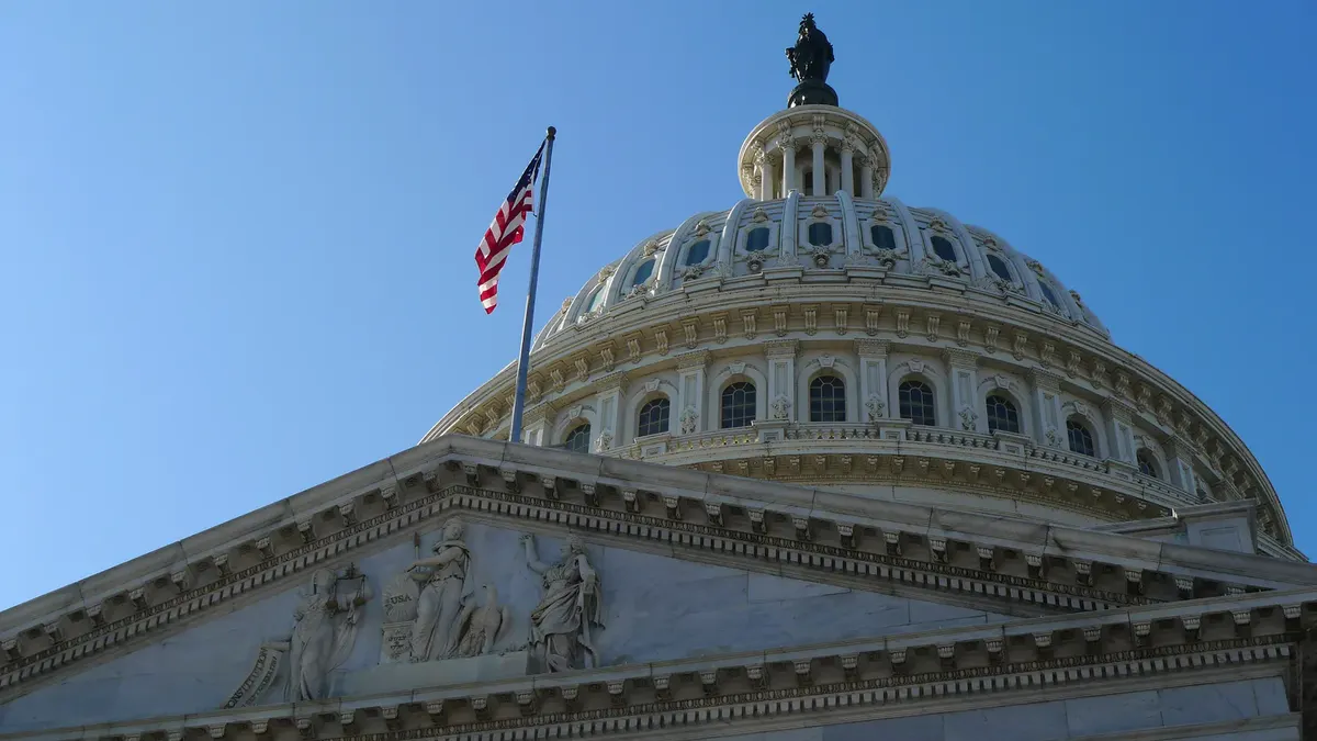 Сенат США підтримав закон про енергетичні санкції проти РФ