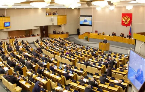 «Єдина росія» знову бере конституційну більшість у Держдумі