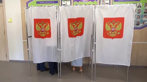 Вибори в Криму: як Україна карає організаторів голосування