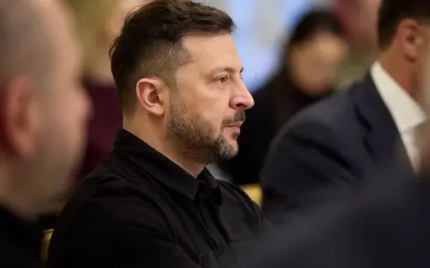 Зеленський до депутатів: сім законопроєктів — це мільярди доларів для України