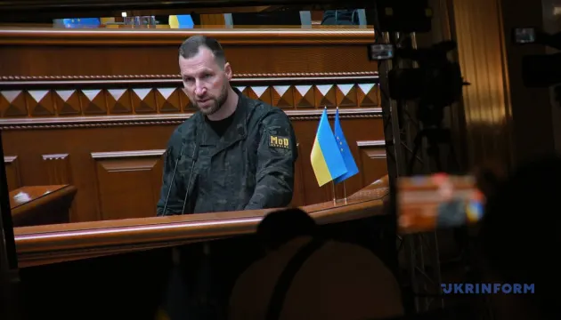 Хмара підтвердив: він уже цивільний, звільнений з військової служби