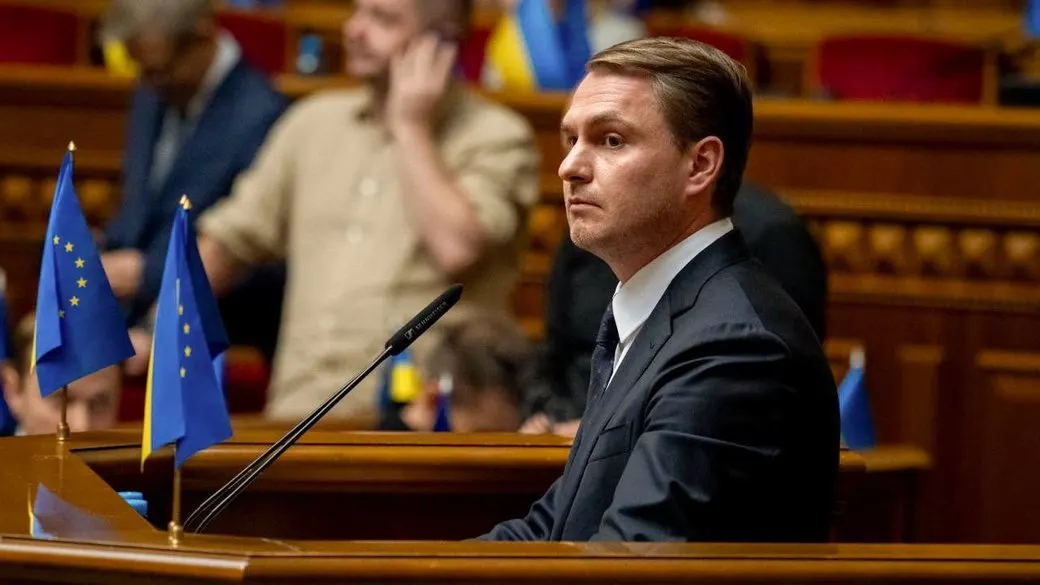 Усі шестеро нардепів від Кіровоградщини підтримали відставку Кравченка
