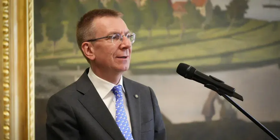Президент Латвії: більшість країн НАТО не відбила б російський ракетний удар