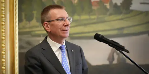 Президент Латвії: більшість країн НАТО не відбила б російський ракетний удар