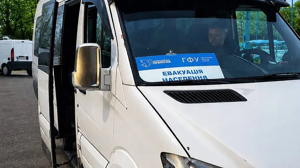 Уряд пояснив, як евакуюватися з зони бойових дій: чотири кроки