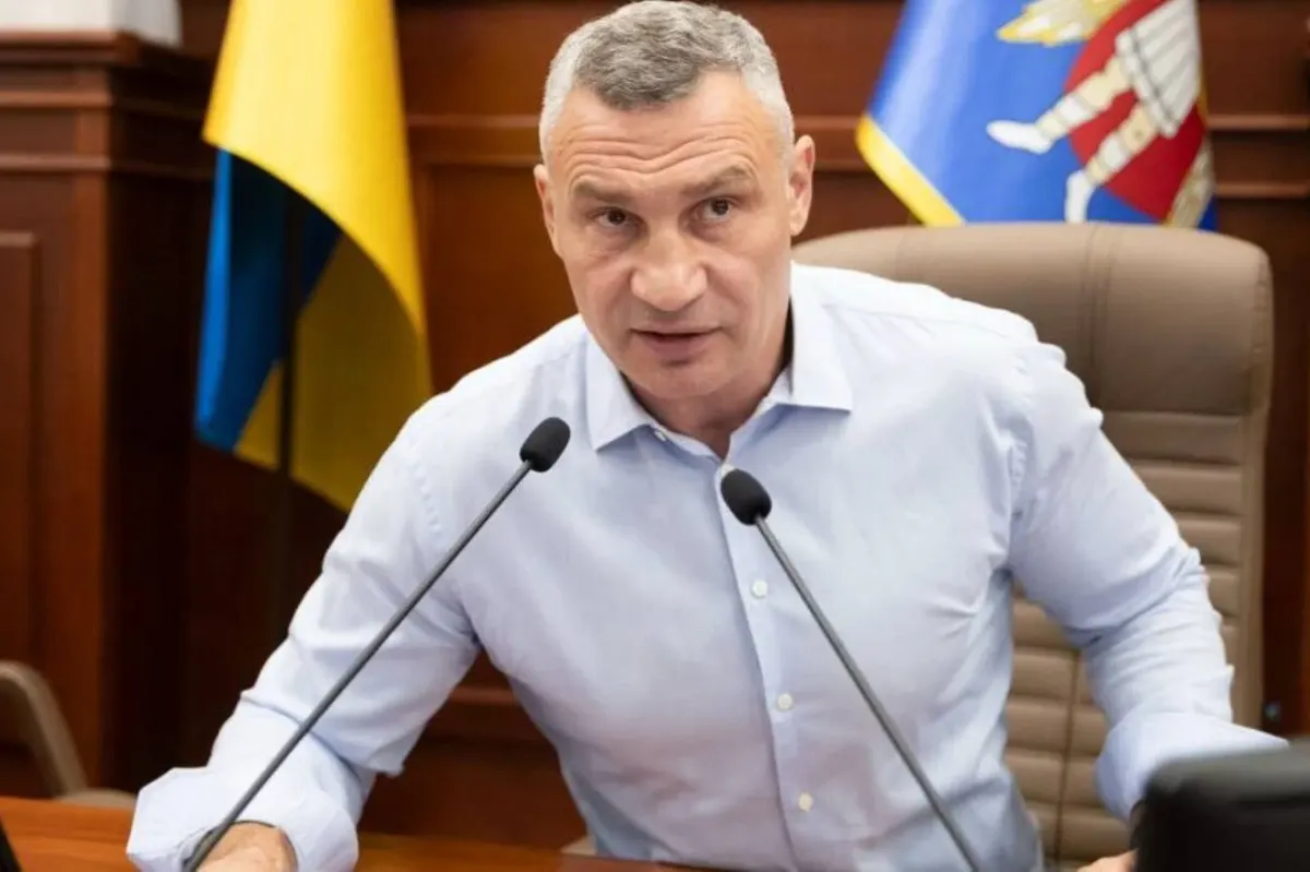 Київ готується до зими: Кличко звітує про 65% виконаних робіт