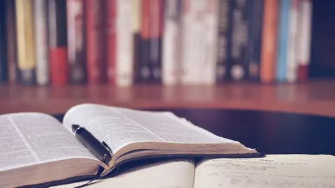 Кабмін унормував паузи у прийомі заявок на «єКнигу»
