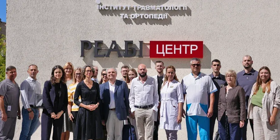 Французька делегація відвідала Інститут травматології та РеабіЦентр