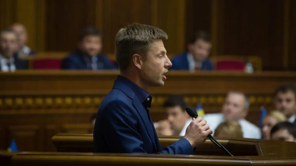Гончаренко знайшов «прослушку» у власному авто й викликав поліцію