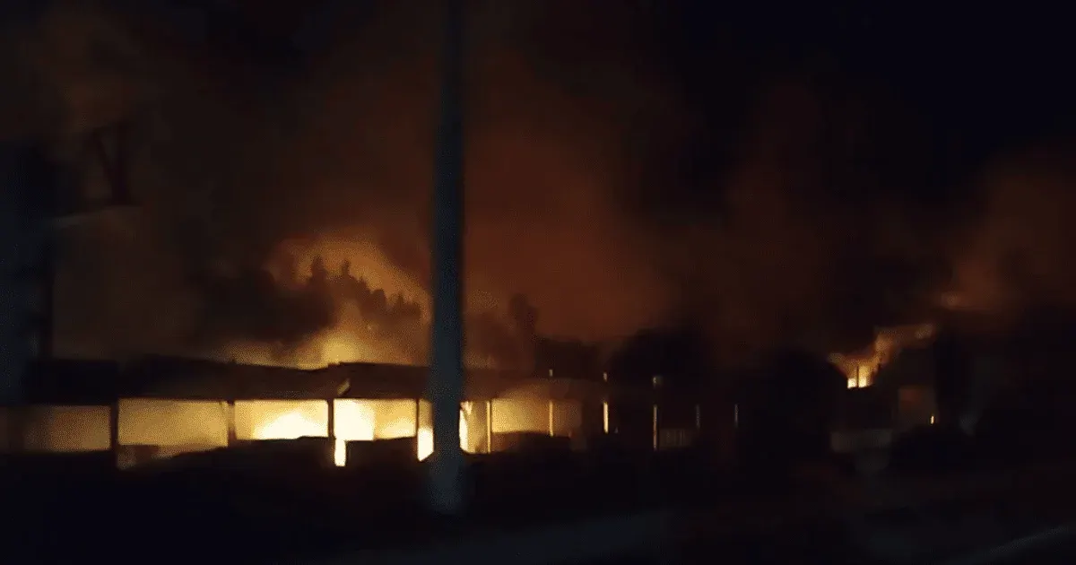 Детонація на Житомирській трасі: пожежа, загиблі та евакуація