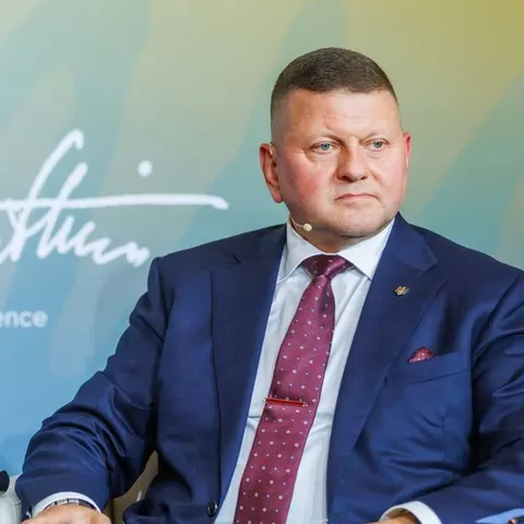 Залужного не запросили на зустріч із британським міністром оборони, в ОП кажуть