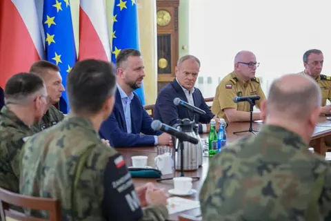Міністр оборони Польщі: від війни нас відділяють лічені метри
