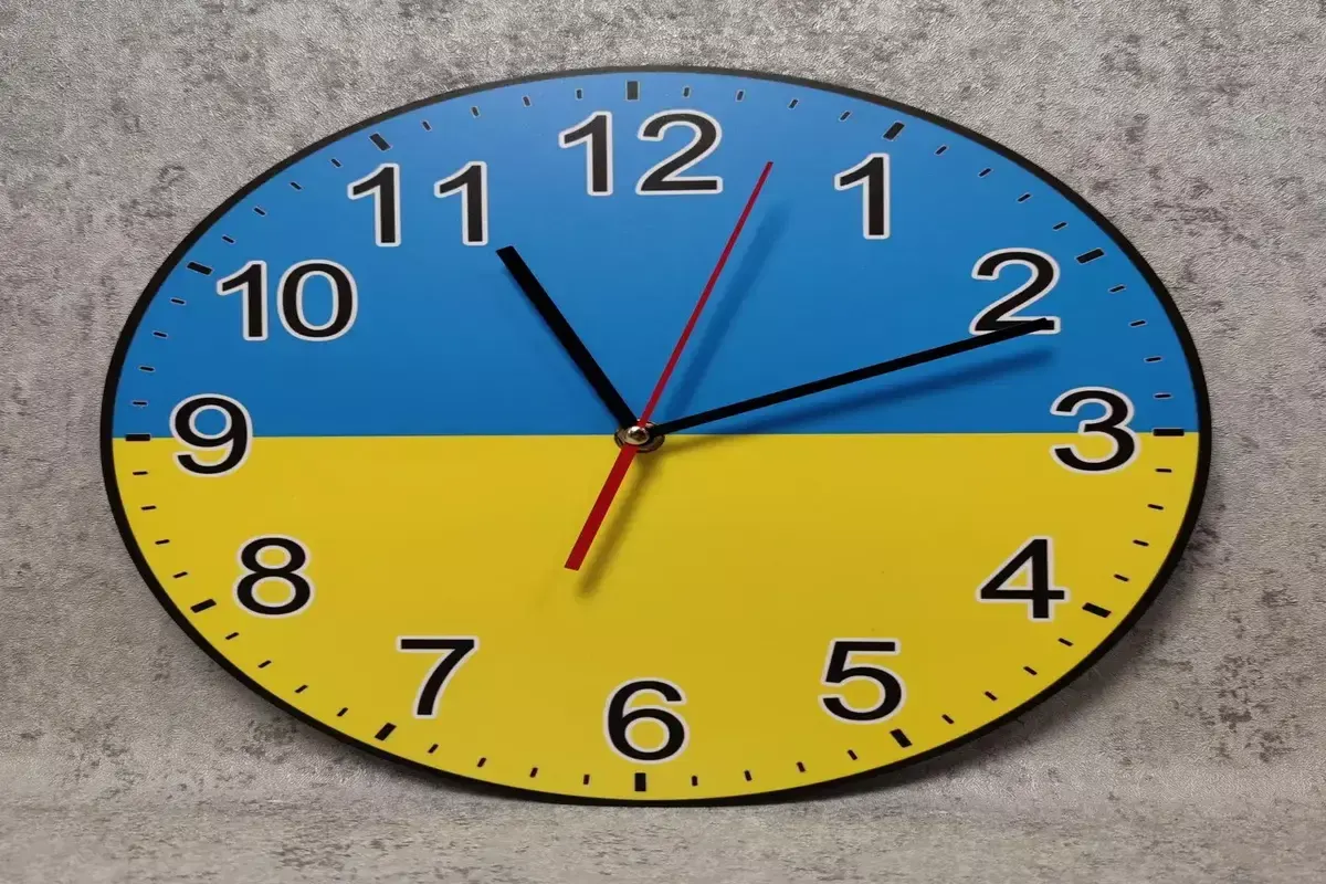 Зимовий час 2026: коли Україна переведе годинники