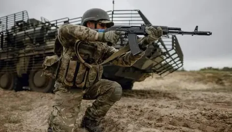 Зброя для фронту під загрозою: виробники б'ють на сполох через паузу в закупівля