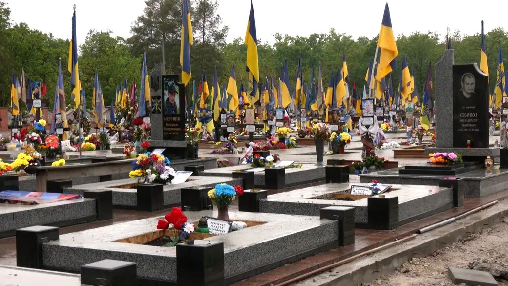 У Кропивницькому на Алеї пам'яті залишилось 100 місць: що далі