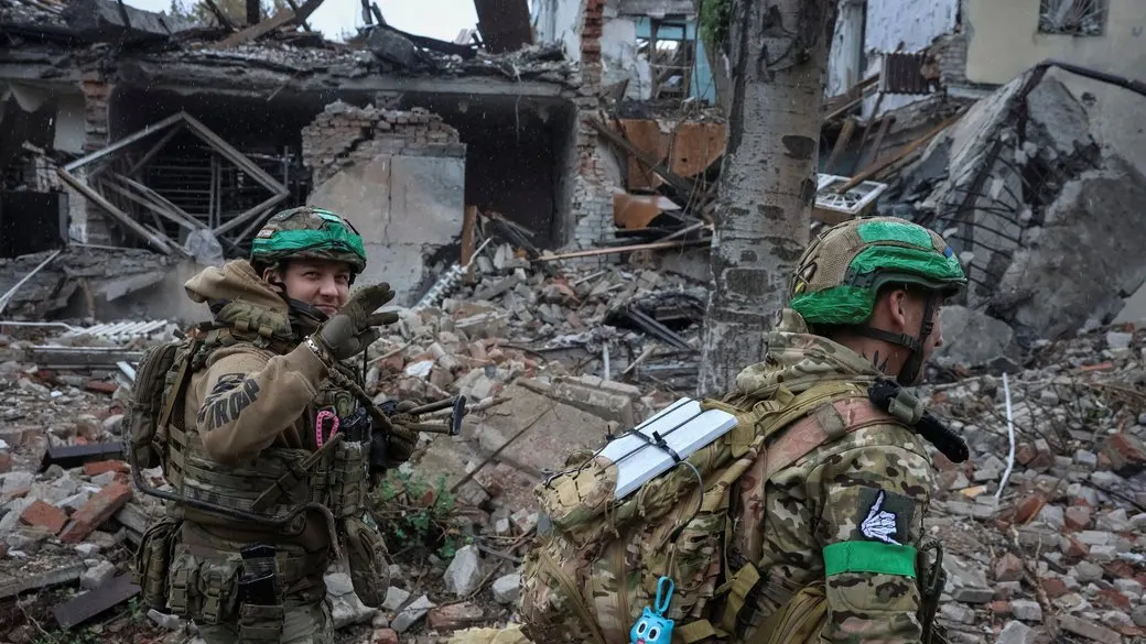 Наступ на Донеччині, новий бюджет і 290 мільйонів від Фінляндії: 1666-й день війни