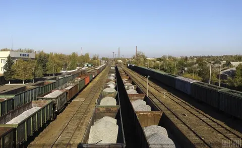 Укрзалізниця на межі: без окремого плану вантажні перевезення прифронтових регіо