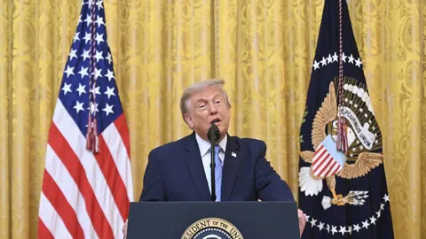 Трамп підписує закон про санкції проти Росії та Ірану: що це означає