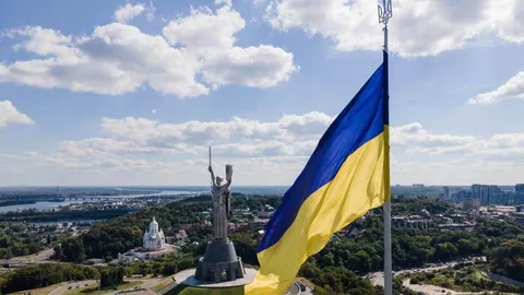 Гроші до Дня Незалежності: скільки отримають ветерани та їхні родини