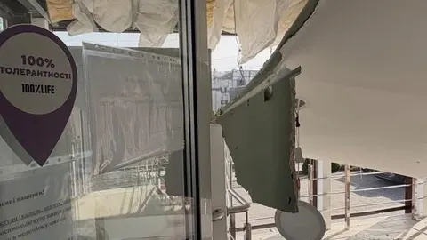 Врятували 470 палет: у Бориспільському районі обстріл пошкодив склад із ВІЛ-преп