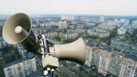 Уряд хоче змінити систему тривог: місто не має зупинятися через кожен "Шахе