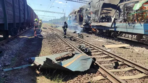 310 локомотивів пошкоджено з початку року: Калашник розповів про потреби залізни