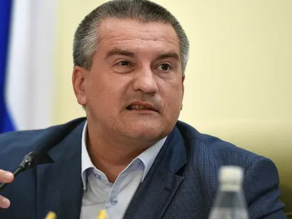 Кремль готує заміну Аксьонову після вересневих псевдовиборів, — АТЕШ