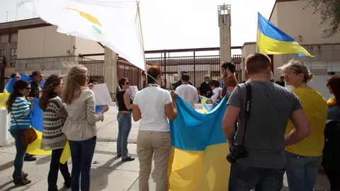 За кордоном живе майже стільки ж українців, скільки в Україні — СКУ