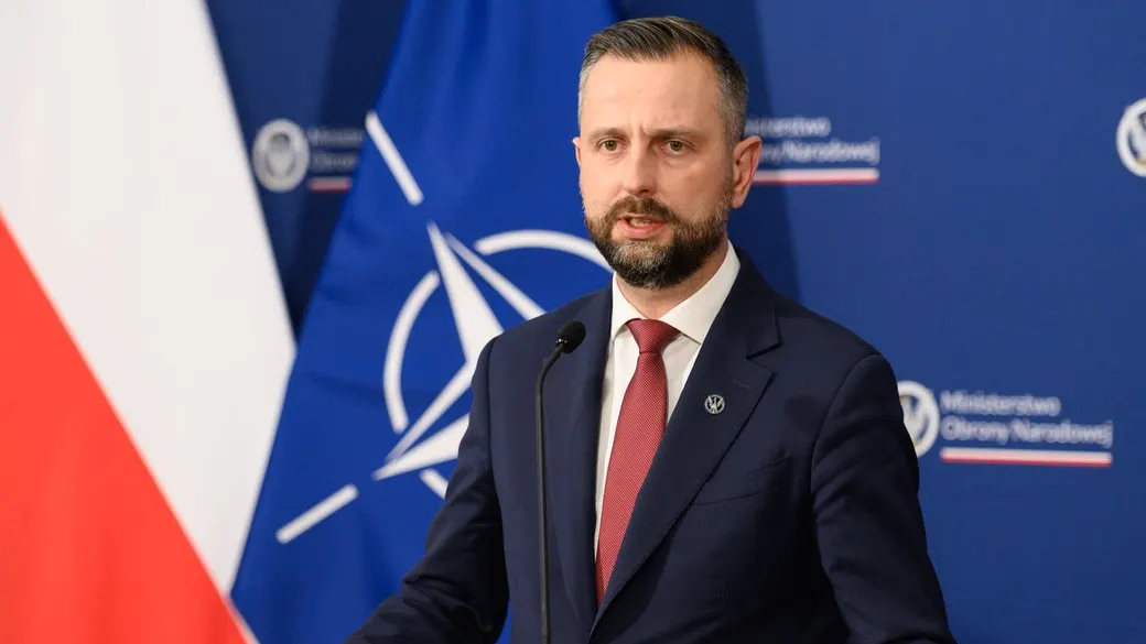 «Цькування українців має межі»: очільник Міноборони Польщі пояснив Сейму, чому підтримка України — це про безпеку країни