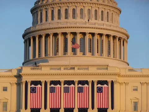 Сенат США схвалив "пекельні" санкції проти рф та Ірану