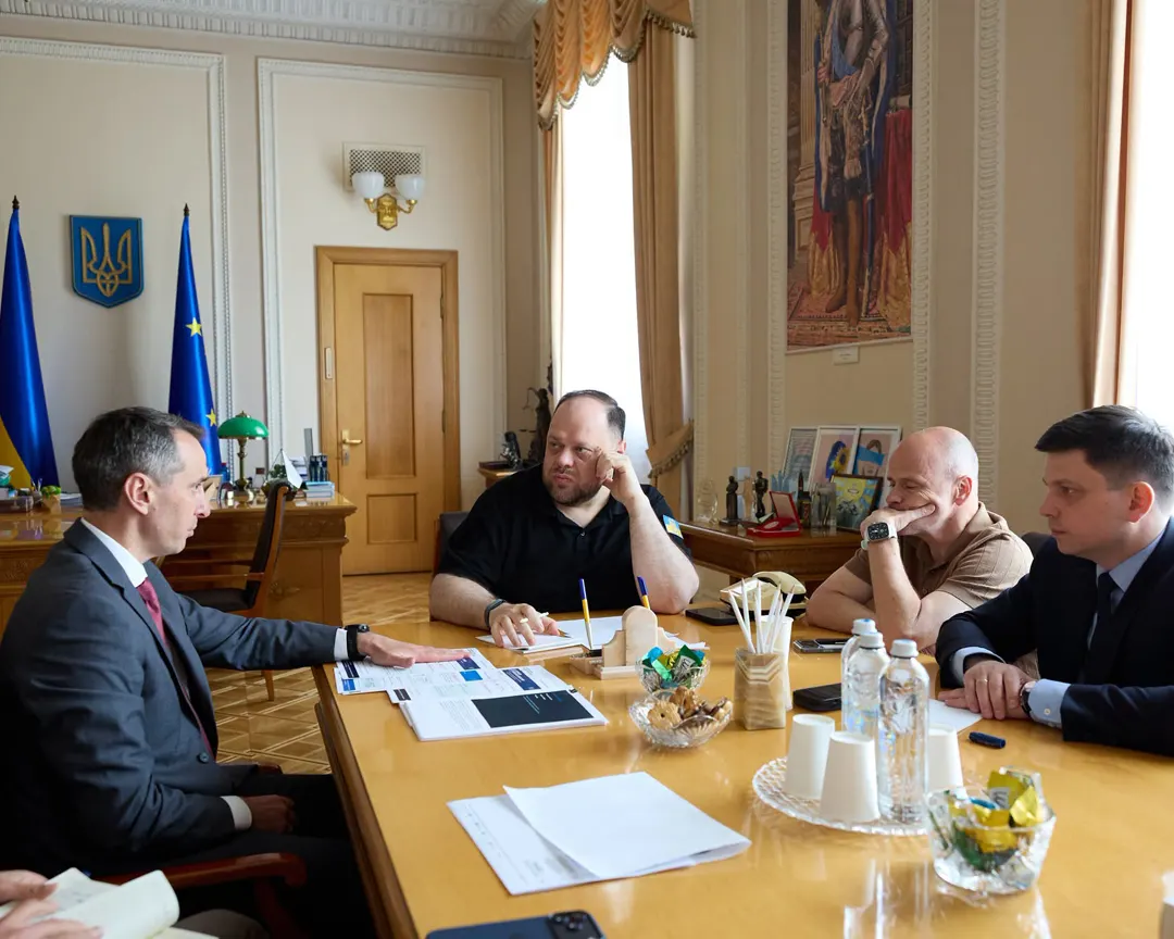 Медикам готують підвищення зарплат: Рада і МОЗ визначили пріоритети
