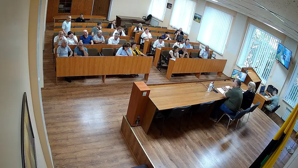 На Одещині чотирьох учасників сесії селищної ради оштрафують за російську мову