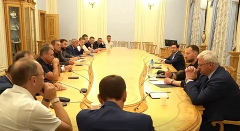 Рада засідає з кандидатами в міністри: понад 5 годин розмов і ранкове продовженн