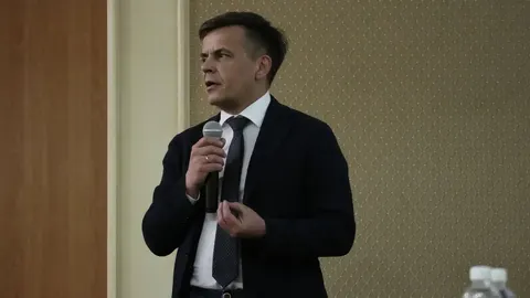 Сухомлин може піти з Держагентства відновлення — Железняк