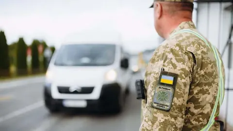 Рада пропонує 90 днів відстрочки для українців, які повертаються додому
