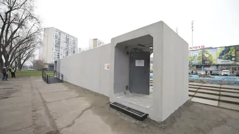 Київ виділив 500 млн на мобільні укриття — не встановлено жодного
