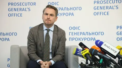 Рада звільнила Кравченка з посади генпрокурора: 317 голосів і жодного проти